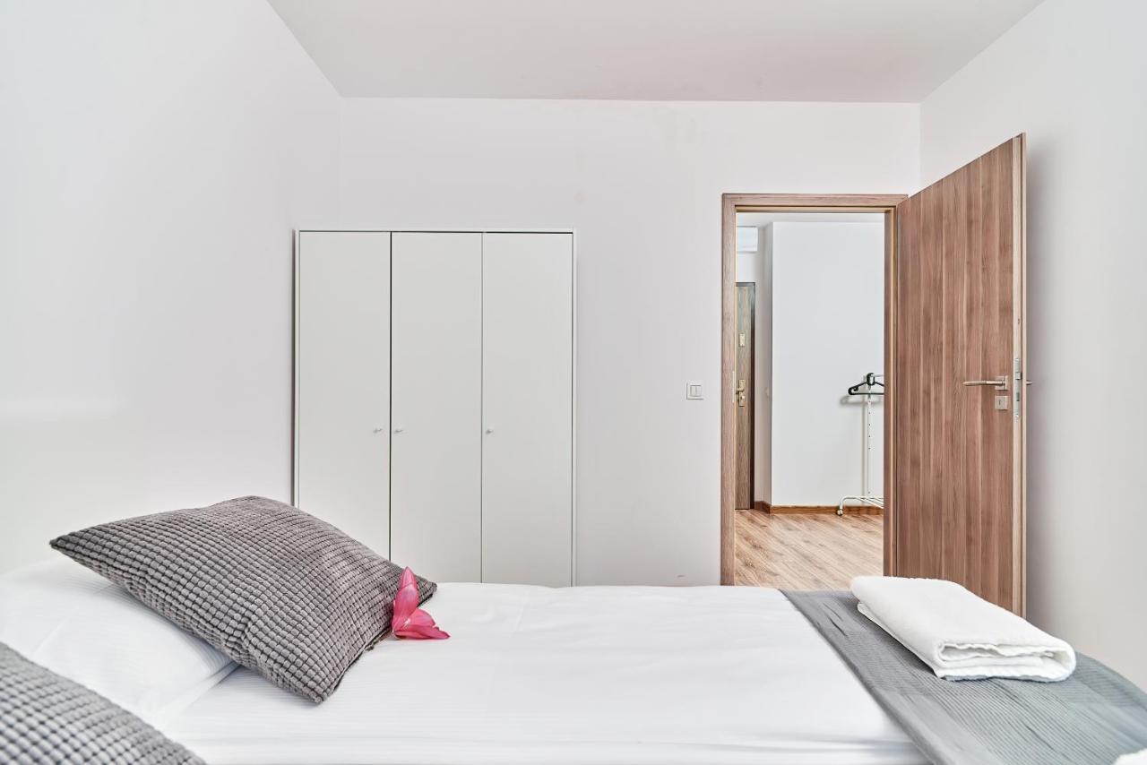 Modern Apartments Wroclaw By Renters מראה חיצוני תמונה