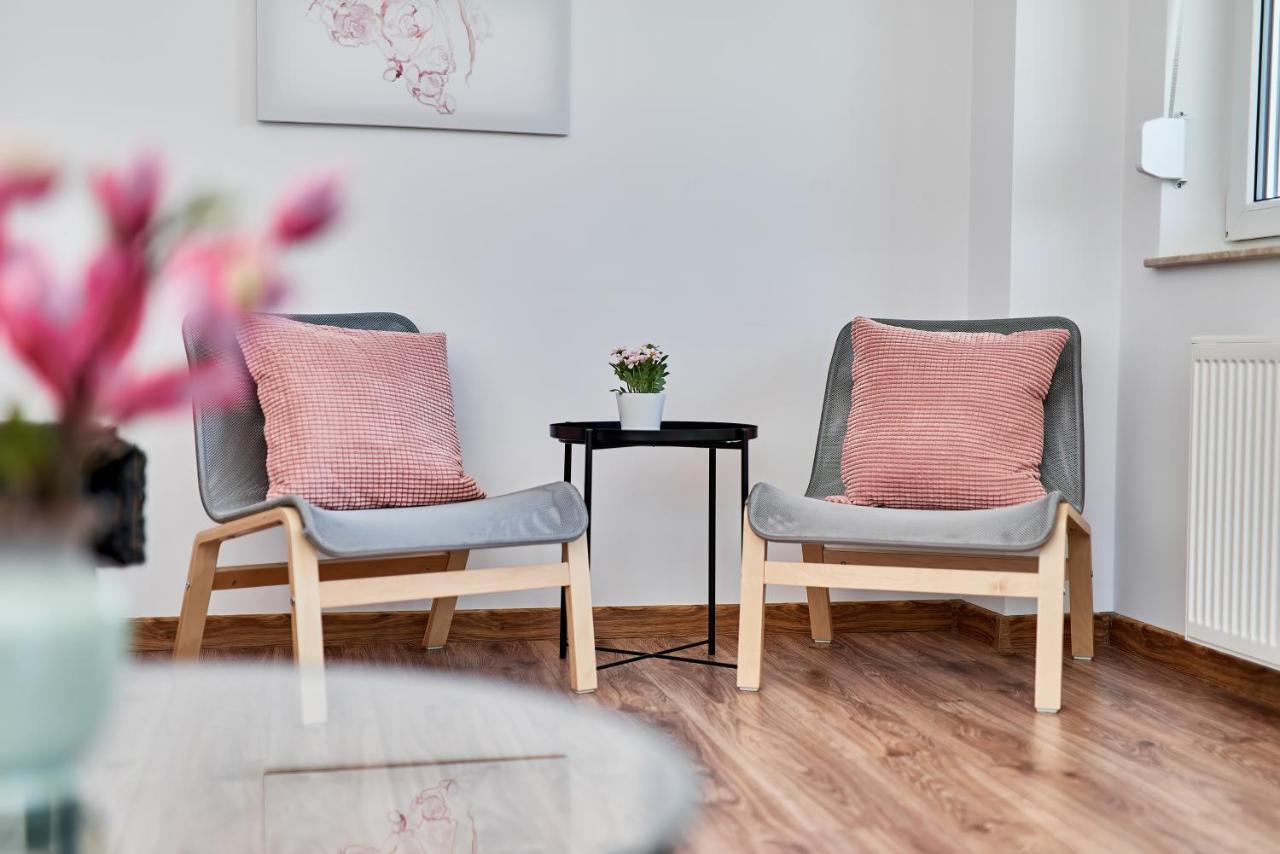 Modern Apartments Wroclaw By Renters מראה חיצוני תמונה