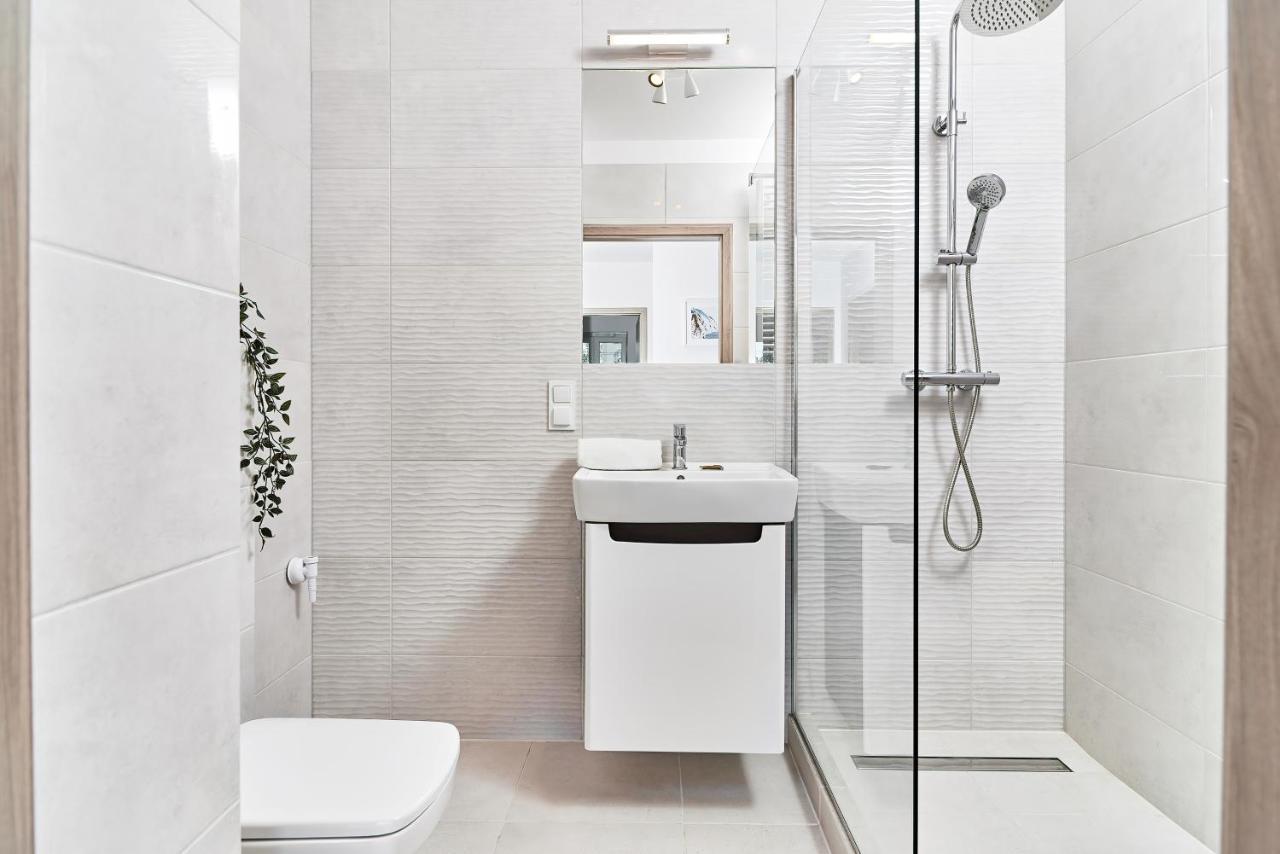 Modern Apartments Wroclaw By Renters מראה חיצוני תמונה