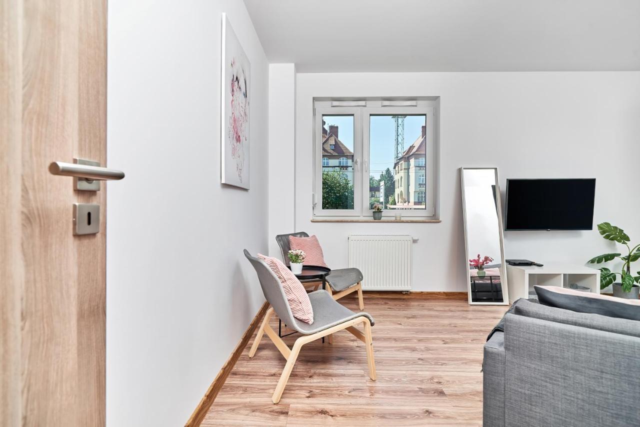 Modern Apartments Wroclaw By Renters מראה חיצוני תמונה