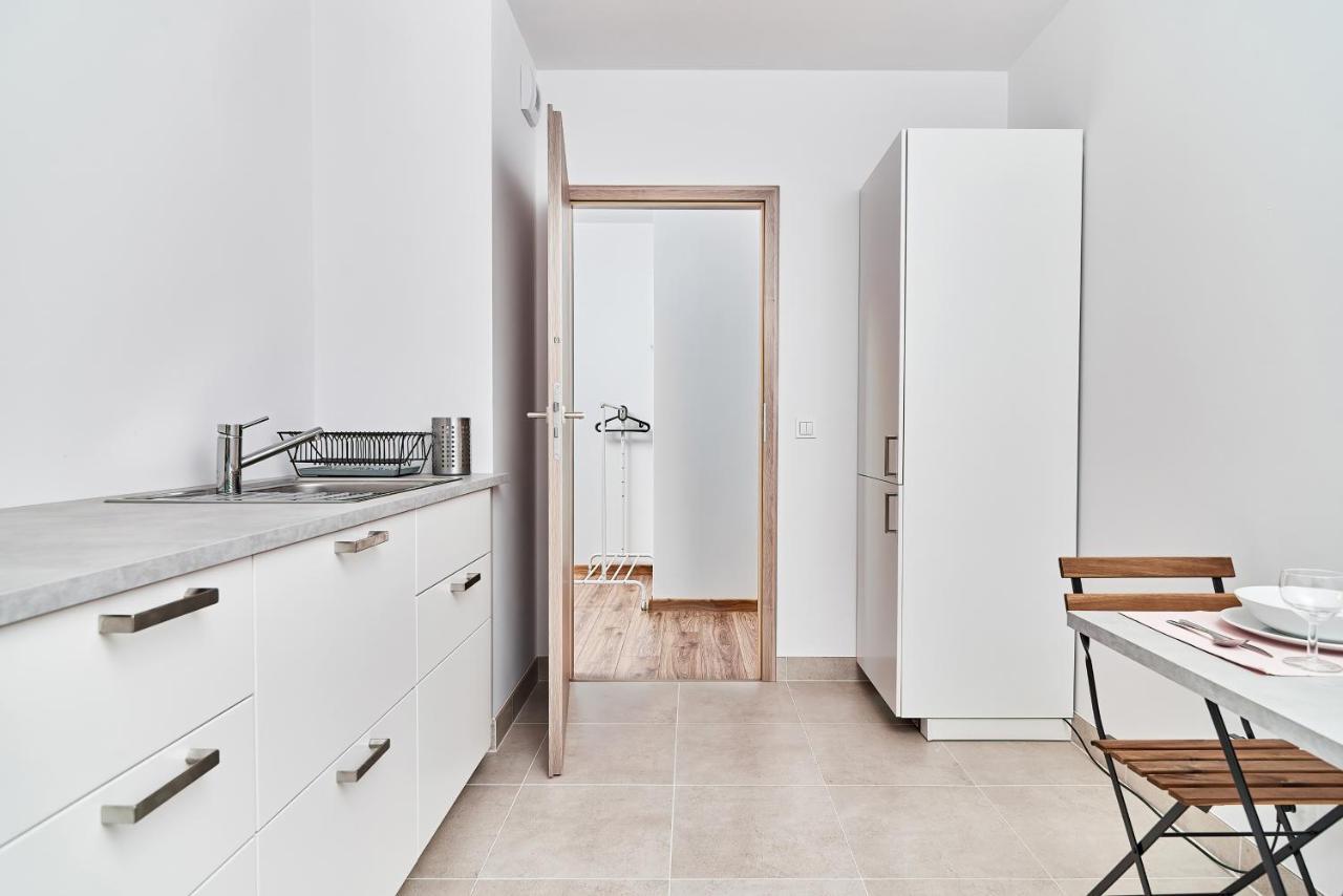 Modern Apartments Wroclaw By Renters מראה חיצוני תמונה
