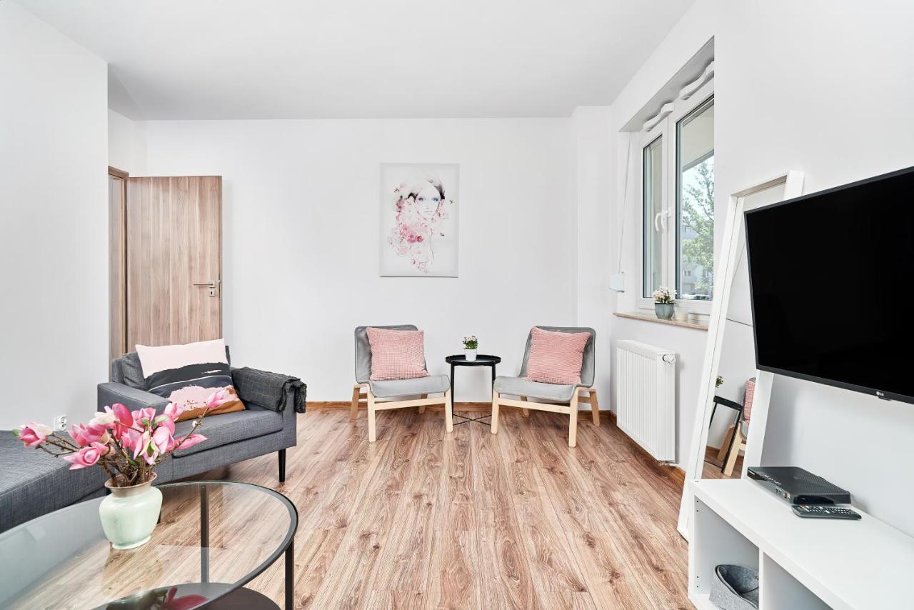 Modern Apartments Wroclaw By Renters מראה חיצוני תמונה