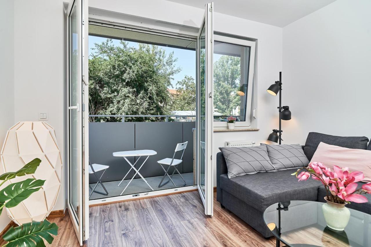 Modern Apartments Wroclaw By Renters מראה חיצוני תמונה